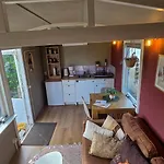 Tinyhouse Op De Veluwe, Het Buitenleven Oene