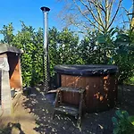 Tinyhouse Op De Veluwe, Het Buitenleven * Oene