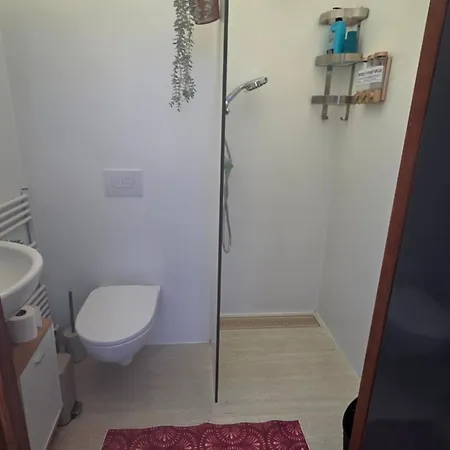 Tinyhouse Op De Veluwe, Het Buitenleven Apartment *
